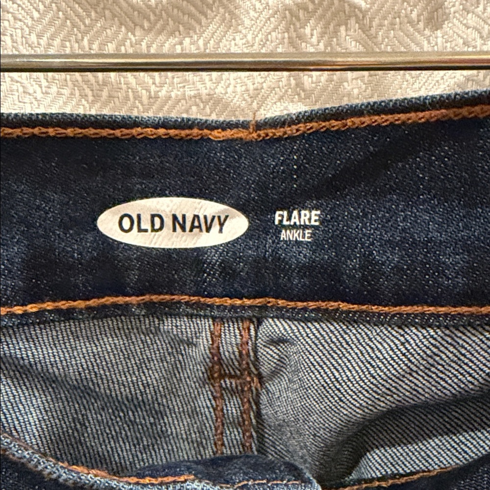 Old Navy Women's Flare Ankle Dark Blue Jeans - never worn - Picture 2 of 7
